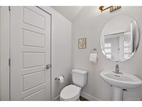 Bath - 19518 E Sunset Cir, Centennial, CO 80015 photo 1 of 6