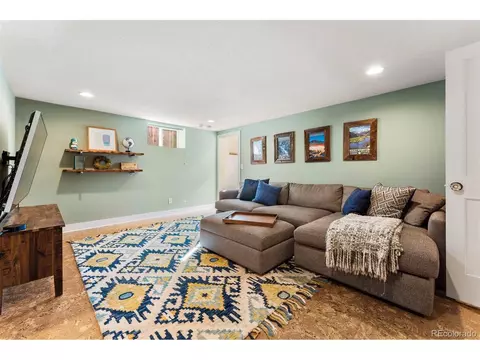 2367 N Cherry St, Denver, CO 80207 photo 22