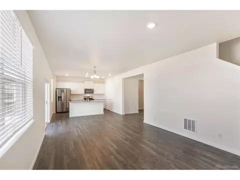 1942 Raindrop Dr, Windsor, CO 80550 photo 10