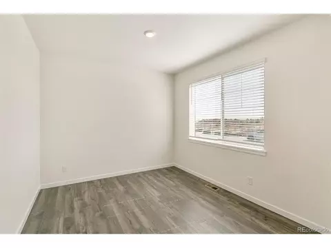 1942 Raindrop Dr, Windsor, CO 80550 photo 3