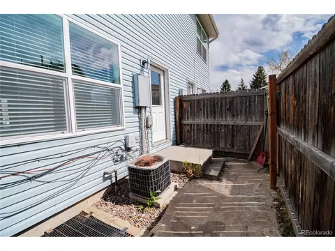 16425 E 17th Pl #B, Aurora, CO 80011 photo 24