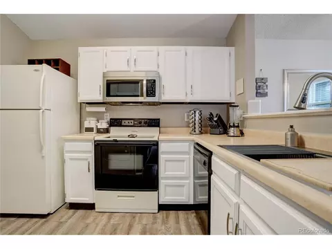 17897 E Cornell Dr, Aurora, CO 80013 photo 9