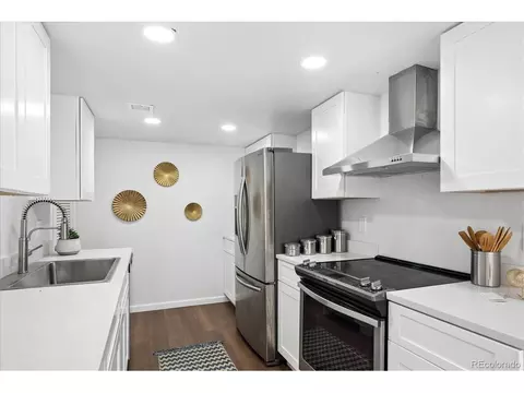 14562 E 13th Ave, Aurora, CO 80011 photo 3