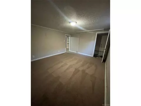 Undisclosed, Aurora, CO 80012 photo 20