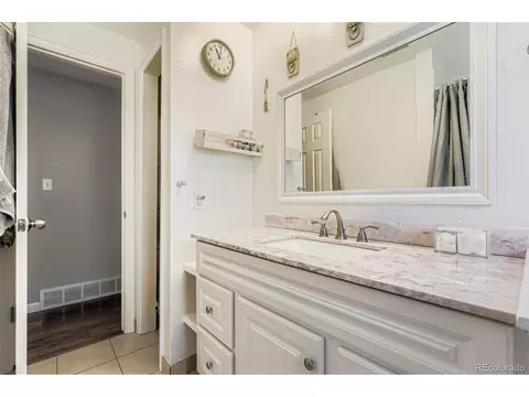 3225 Carson St, Aurora, CO 80011 photo 12