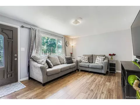 3225 Carson St, Aurora, CO 80011 photo 2