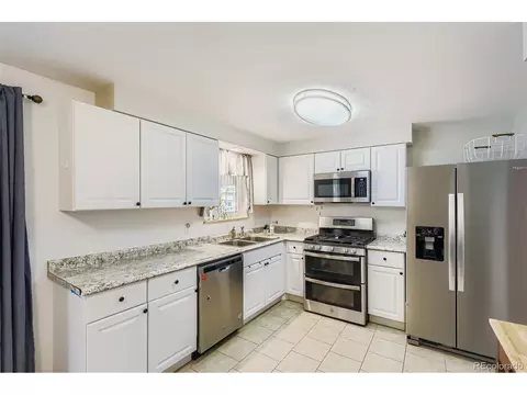 3225 Carson St, Aurora, CO 80011 photo 5