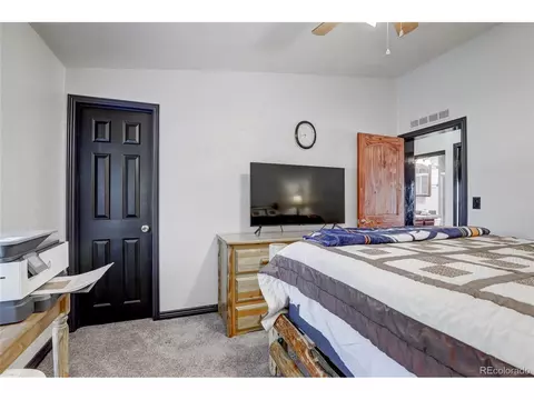 Undisclosed, Denver, CO 80221 photo 23