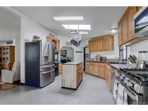Undisclosed, Denver, CO 80221 photo 14