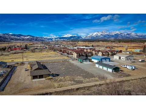 120 Halleys Ave, Poncha Springs, CO 81201