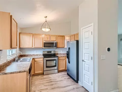 4895 Carson St, Denver, CO 80239 photo 6