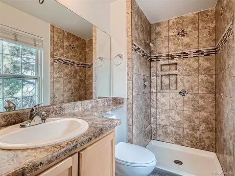 4895 Carson St, Denver, CO 80239 photo 9
