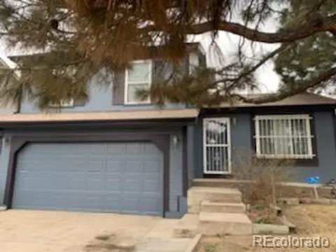 4895 Carson St, Denver, CO 80239 photo 2