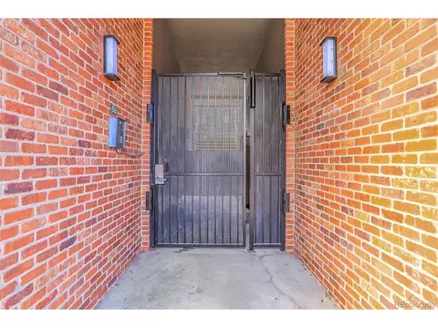 Undisclosed, Denver, CO 80211 photo 3
