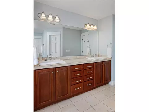 8245 E 28th Ave, Denver, CO 80238 photo 27