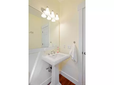 8245 E 28th Ave, Denver, CO 80238 photo 37