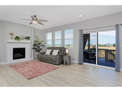 15545 E 47th Dr, Denver, CO 80239 photo 8