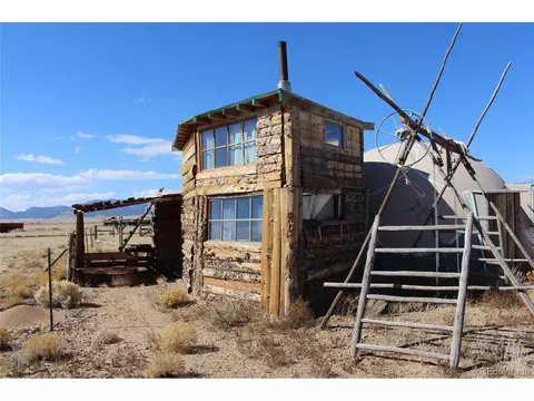 31 Min Hot Blk 4d, Moffat, CO 81143
