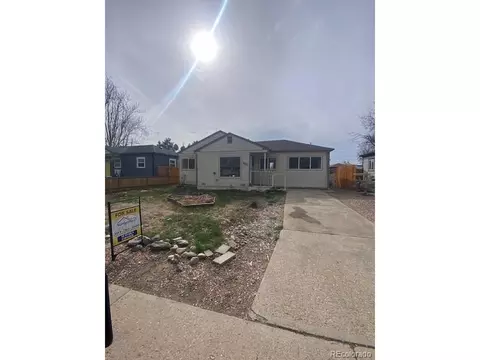 2017 Ironton St, Aurora, CO 80010