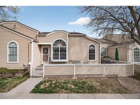 5721 W Asbury Pl, Lakewood, CO 80227