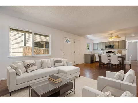 15447 E Oberlin Pl, Aurora, CO 80013