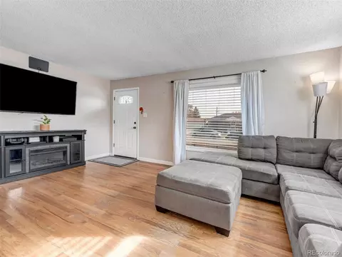 7231 Larsh Dr, Denver, CO 80221 photo 3
