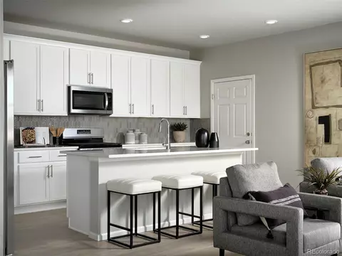 249 E 4th St, Berthoud, CO 80513 photo 4