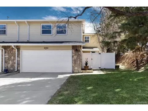 2496 S Vaughn Way #D, Aurora, CO 80014