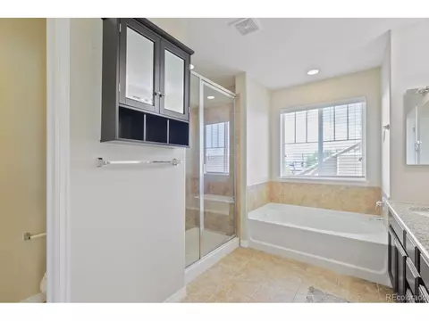 Bath - 25771 E Archer Ave, Aurora, CO 80018 photo 3 of 5
