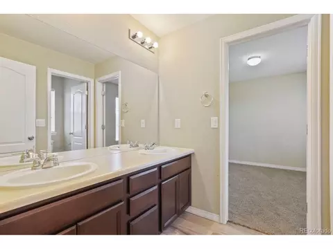 Bath - 25771 E Archer Ave, Aurora, CO 80018 photo 4 of 5