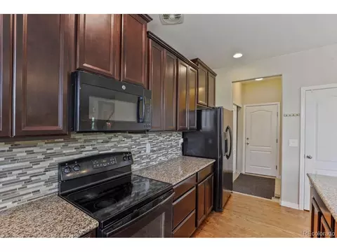Kitchen - 25771 E Archer Ave, Aurora, CO 80018 photo 3 of 3