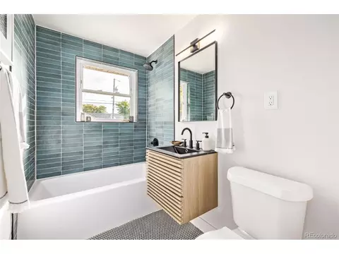 5550 E Thrill Pl, Denver, CO 80207 photo 24