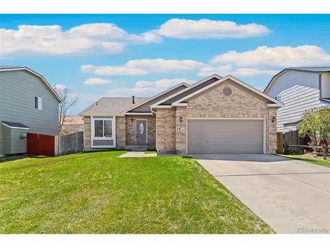 1611 S Canoe Creek Dr, Colorado Springs, CO 80906