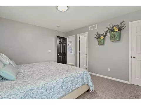 Bedroom - 8739 Triple Crown Dr, Longmont, CO 80504 photo 6 of 8