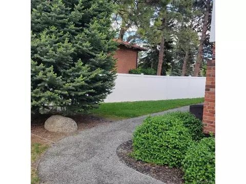 12365 E Cedar Cir, Aurora, CO 80012 photo 11