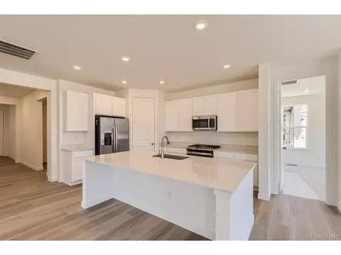24484 E Pacific Pl, Aurora, CO 80018 photo 10
