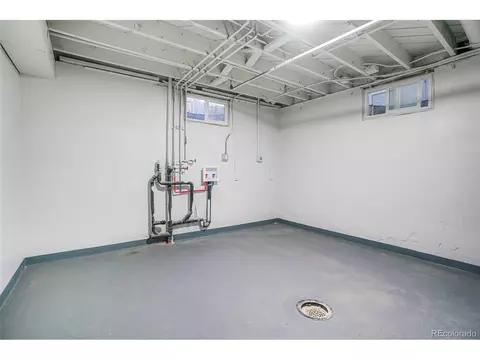 6921 Avrum Dr, Denver, CO 80221 photo 19