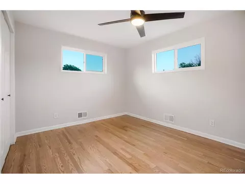 6921 Avrum Dr, Denver, CO 80221 photo 9