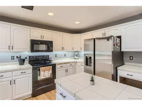 19981 E 59th Pl, Aurora, CO 80019 photo 8