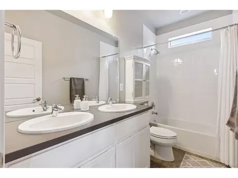 Bath - 8785 E 55th Ave, Denver, CO 80238 photo 6 of 8