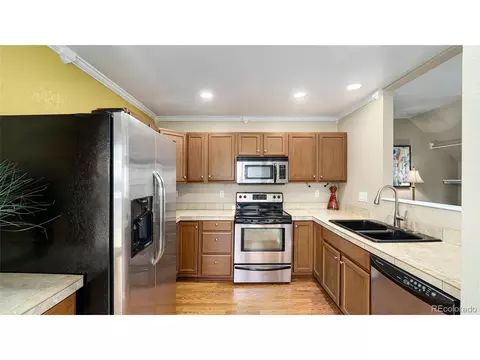 5015 E 100th Dr, Thornton, CO 80229 photo 3