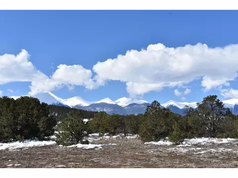 1125 Roundup Rd, Westcliffe, CO 81252
