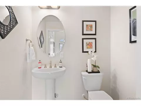 Bath - 9025 E Phillips Dr, Centennial, CO 80112 photo 2 of 5