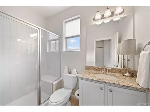 Bath - 9025 E Phillips Dr, Centennial, CO 80112 photo 5 of 5
