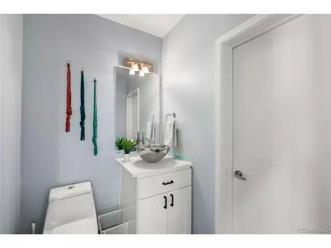 3033 Blake St #110, Denver, CO 80205 photo 16