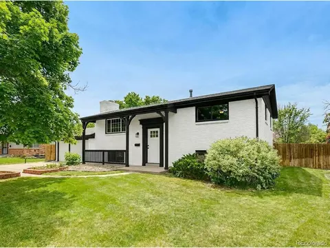 12826 E Nevada Cir, Aurora, CO 80012