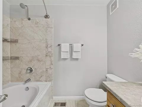Bath - 14296 E Whitaker Pl #111, Aurora, CO 80015 photo 3 of 4