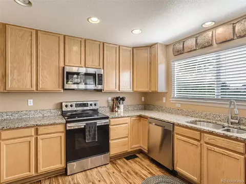 18832 E Berry Dr, Aurora, CO 80015 photo 7