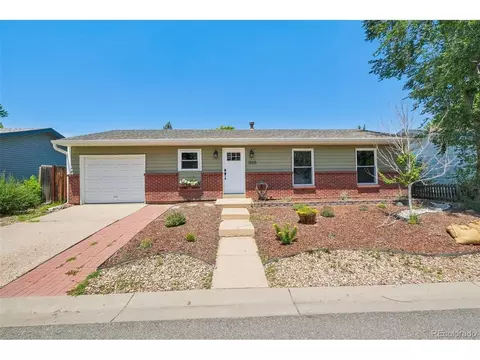 1805 Lyonesse St, Lafayette, CO 80026
