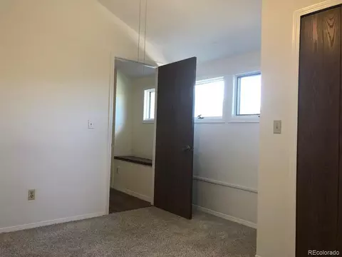 8102 E Bucknell Pl, Denver, CO 80231 photo 15